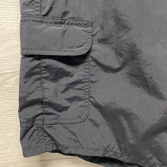 MEC Cargo Style Hiking Shorts Black - Picture 3 of 12